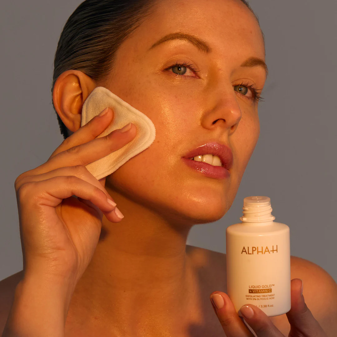 Alpha-H Liquid Gold Exfoliating Treatment with Vitamin C - Image 5