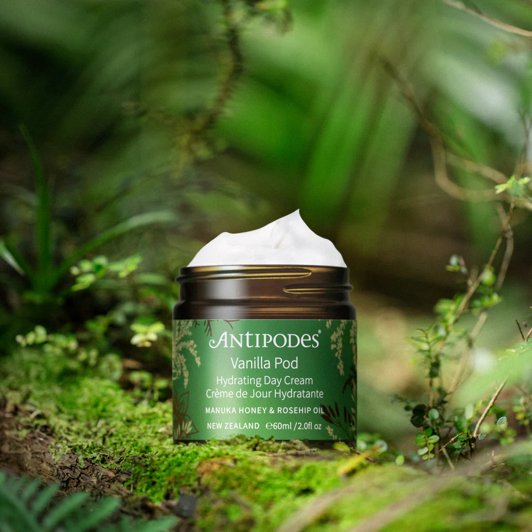 Antipodes Vanilla Pod Hydrating Day Cream - Image 4