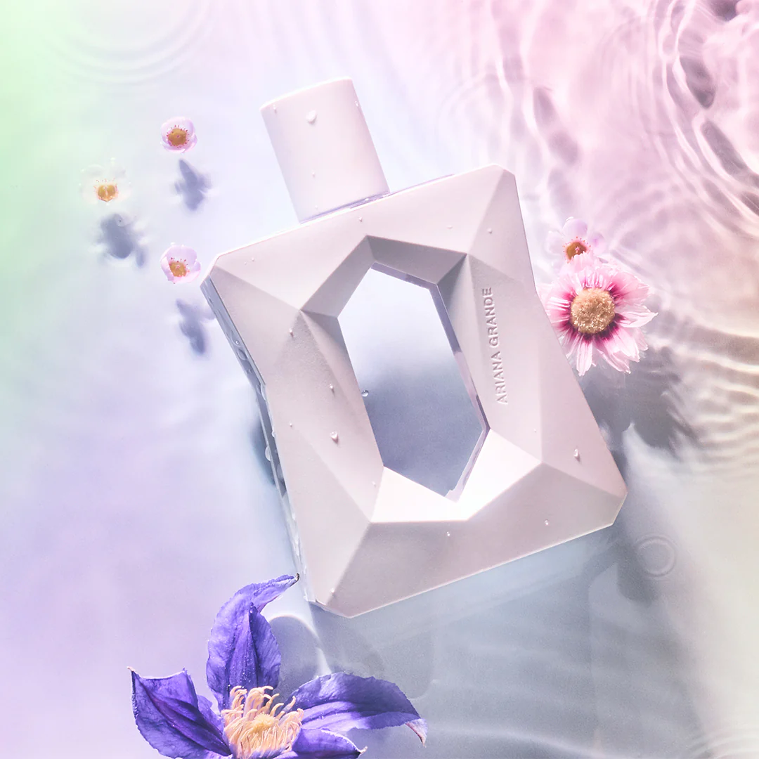 Ariana Grande God is a Woman Eau De Parfum - Image 3