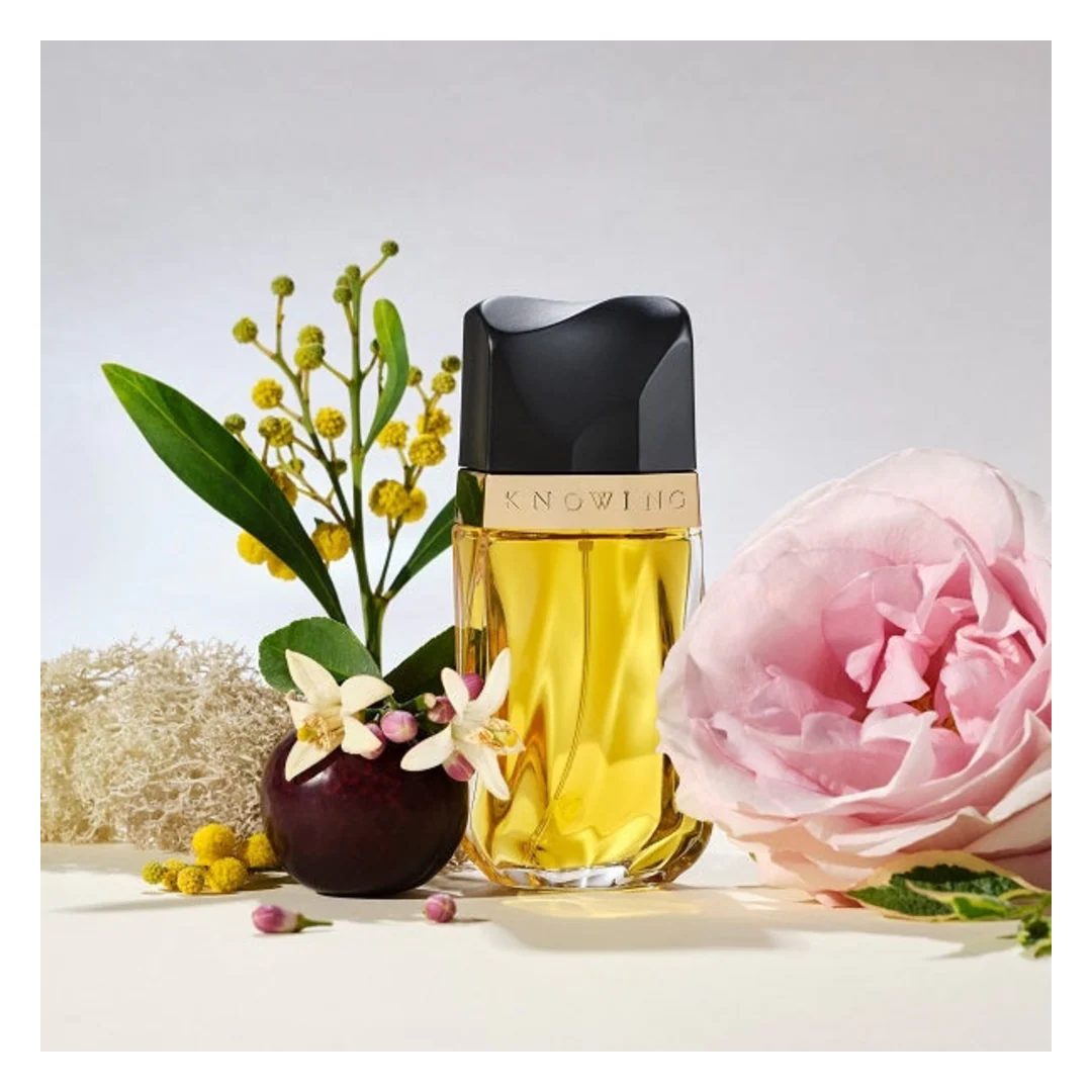 Estee Lauder Knowing Eau de Parfum Spray - Image 3