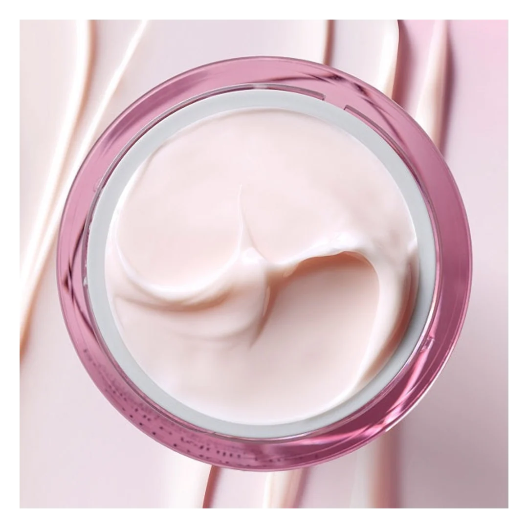 Estee Lauder Resilience Multi-Effect Tri-Peptide Face And Neck Creme SPF15 - Dry Skin - Image 2