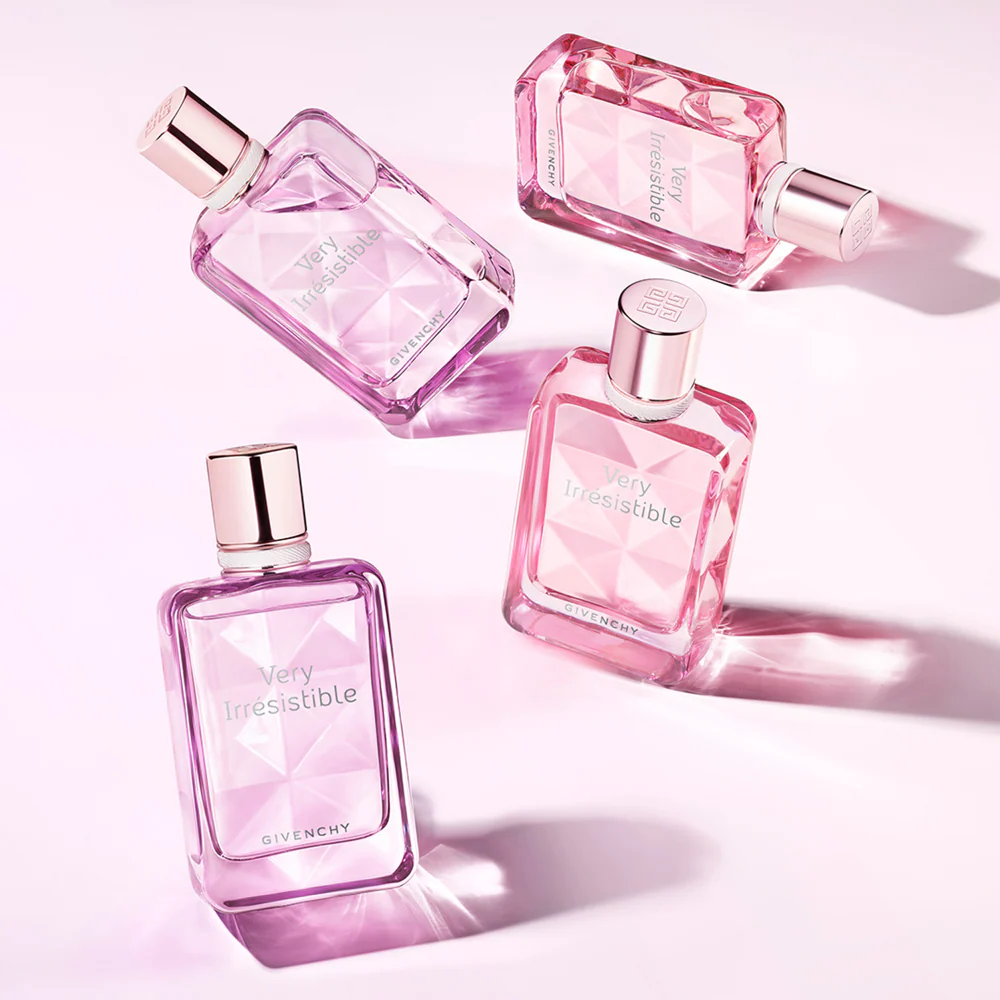 GIVENCHY Very Irresistible Eau de Toilette Spray - Image 5