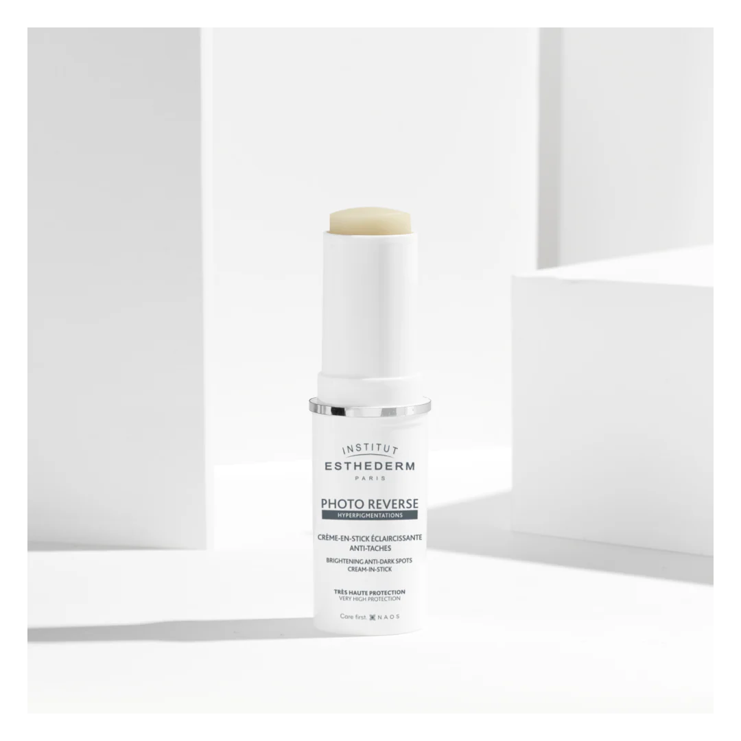 Institut Esthederm Photo Reverse Brightening Anti-Dark Spots Cream-In-Stick - Image 3