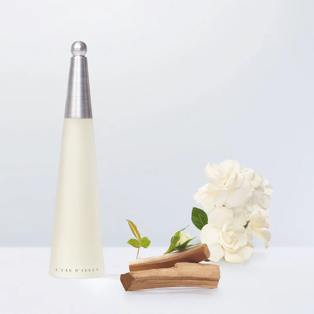 Issey Miyake L'Eau d'Issey Eau de Toilette Spray - Image 10