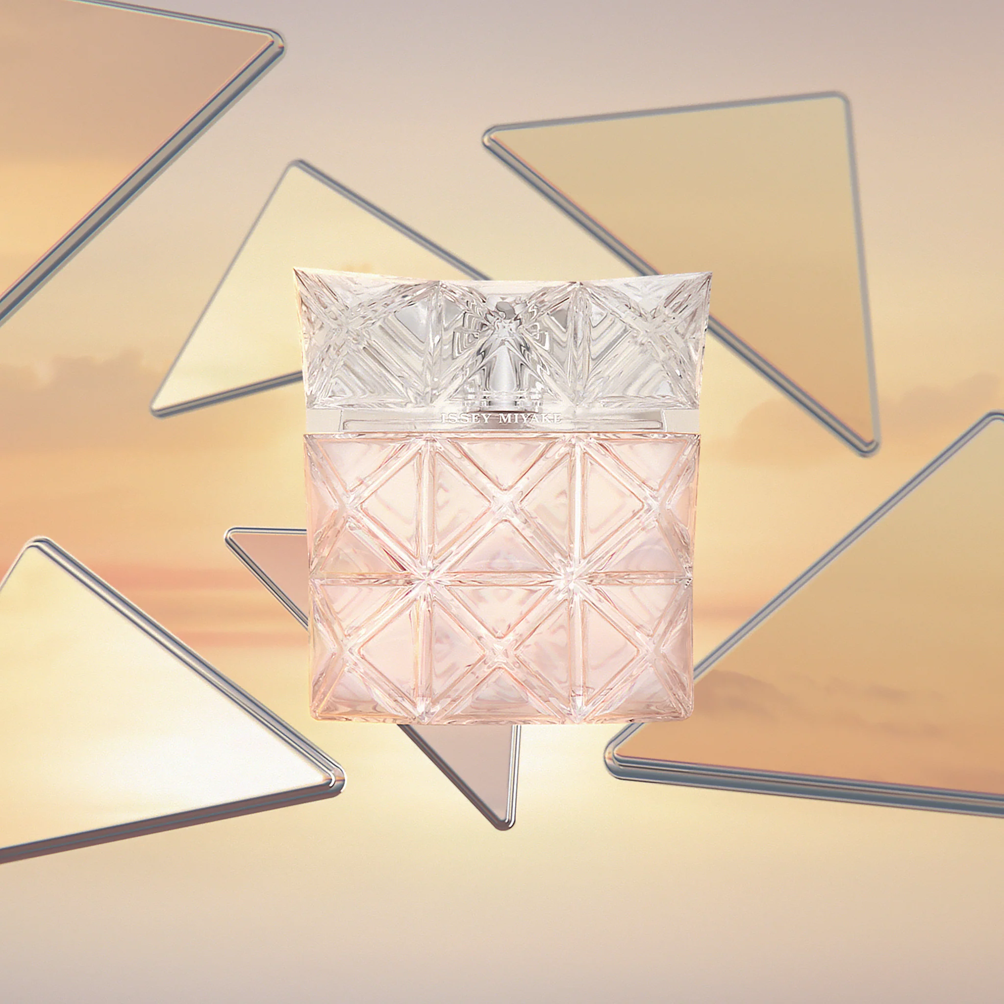 Issey Miyake Lumiere d'Issey Eau de Parfum - Image 7
