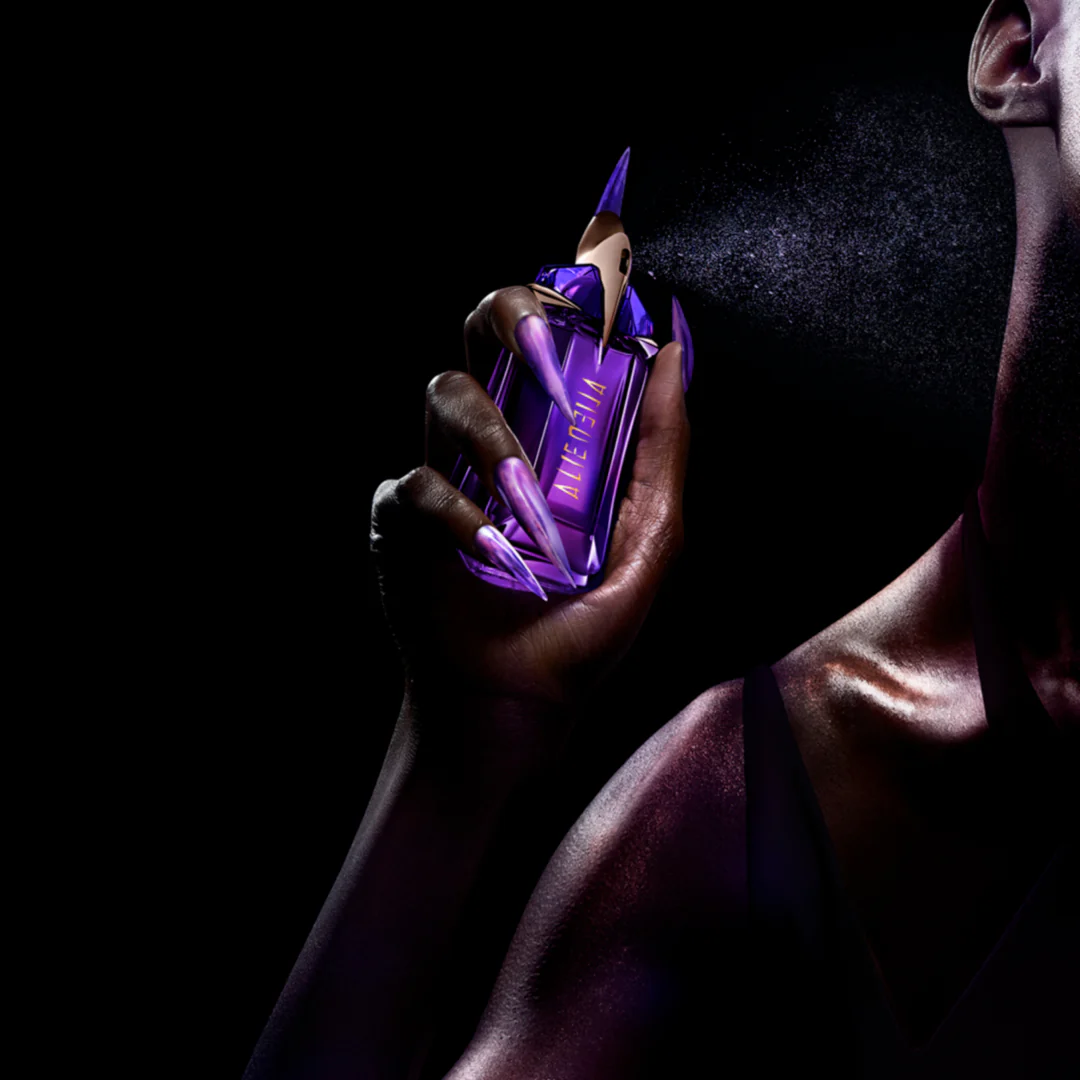 Mugler Alien Eau de Parfum Refillable Spray - Image 10