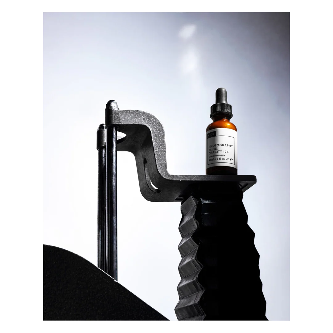 NIOD Photography Fluid Colourless Opacity 12% - Image 4