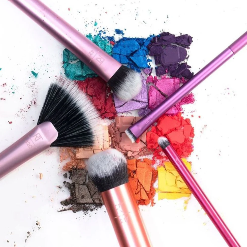Real Techniques Artist Essentials Gift Set - Image 3