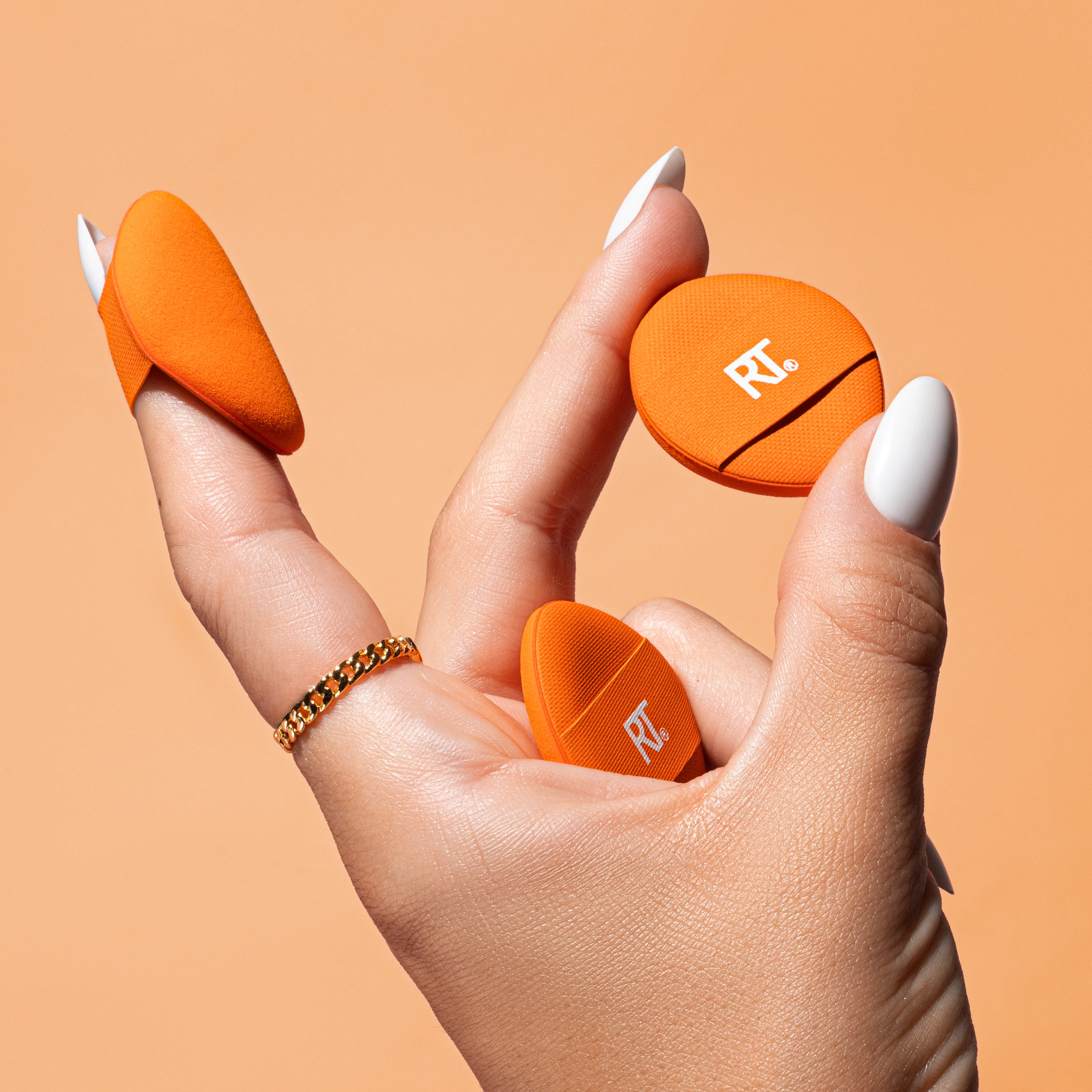 Real Techniques Mini Miracle Concealer Puff Trio - Image 6