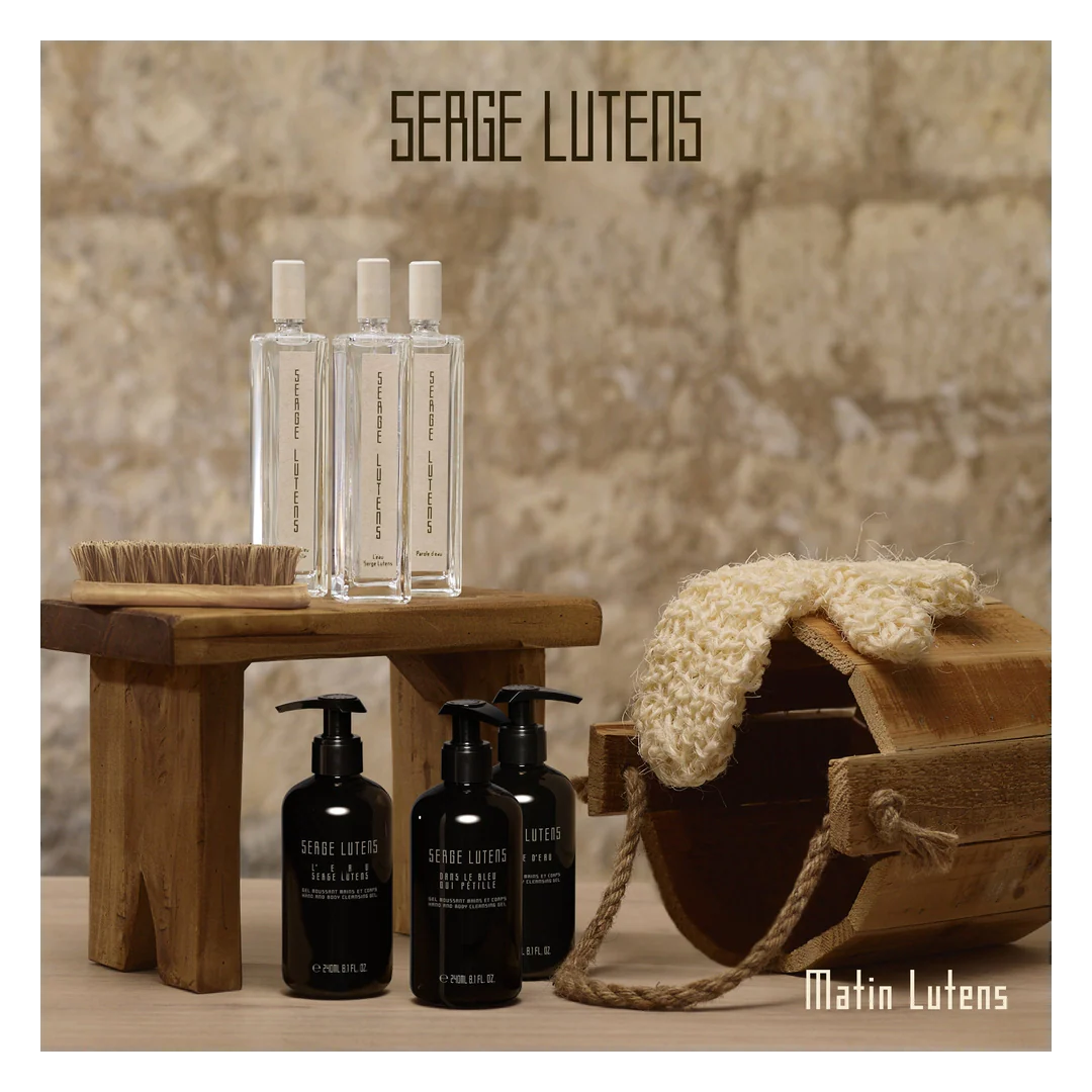 Serge Lutens Dans Le Bleu Qui Petille Hand and Body Cleansing Gel - Image 4