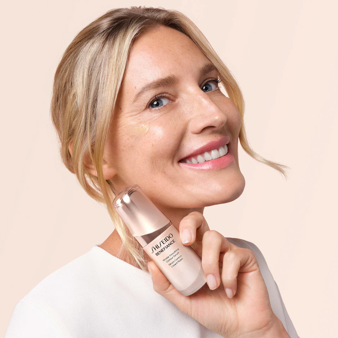 Shiseido Benefiance Wrinkle Smoothing Contour Serum - Image 2