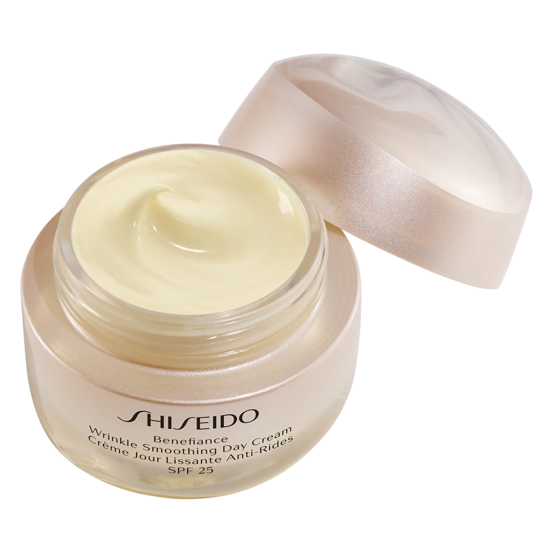 Shiseido Benefiance Wrinkle Smoothing Day Cream SPF25 - Image 3