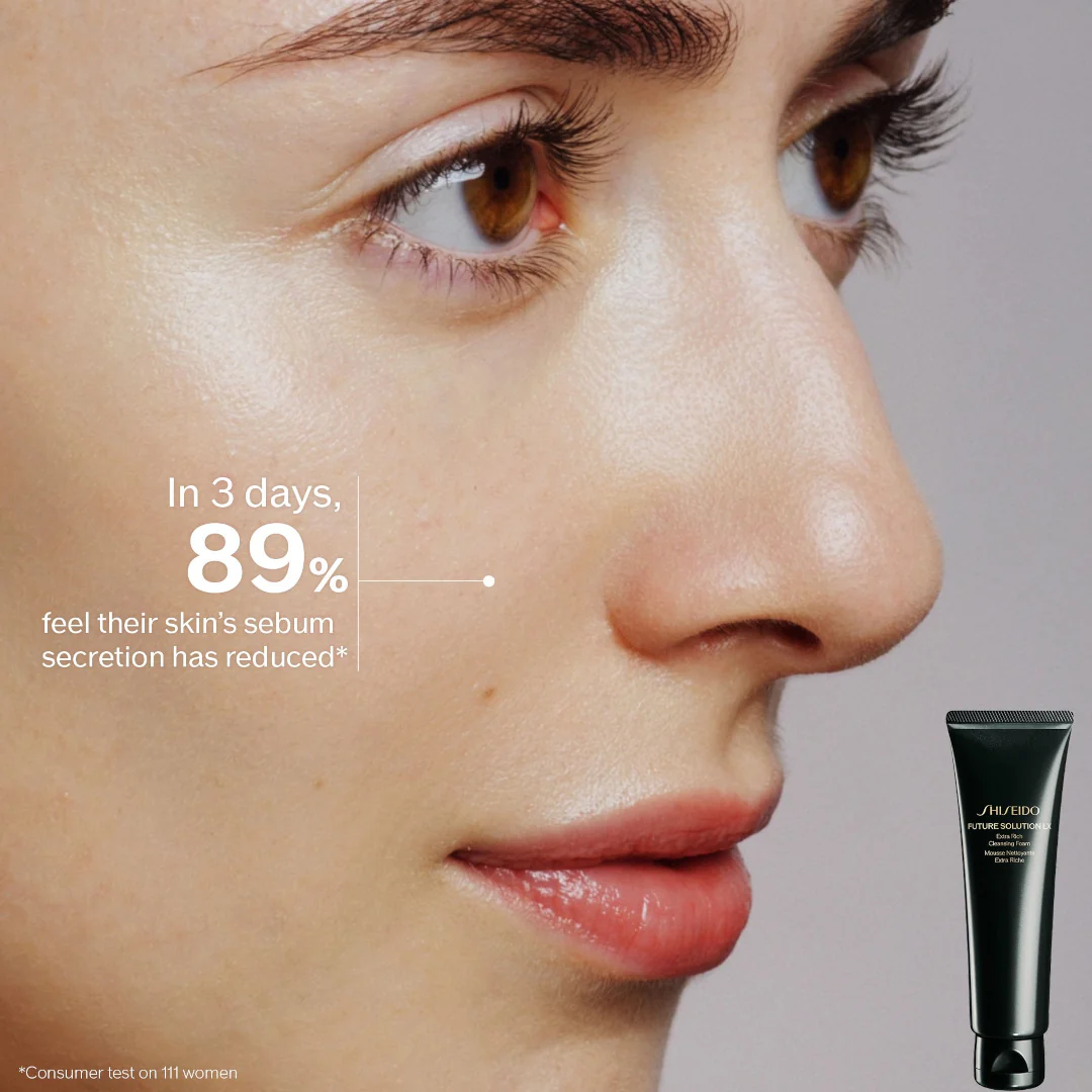 Shiseido Future Solution LX Extra Rich Cleansing Foam - Image 4