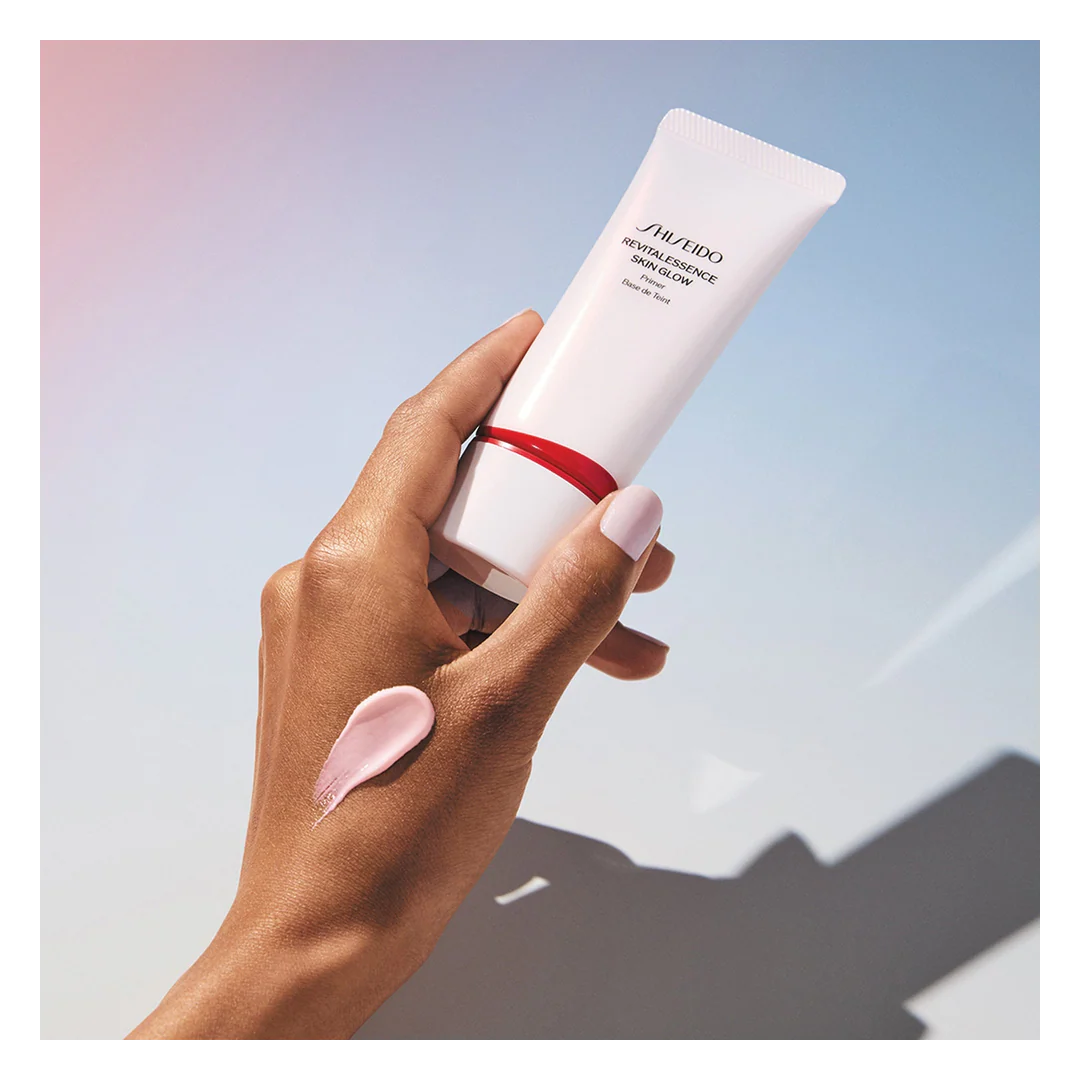 Shiseido Revitalessence Skin Glow Primer SPF25 - Image 2