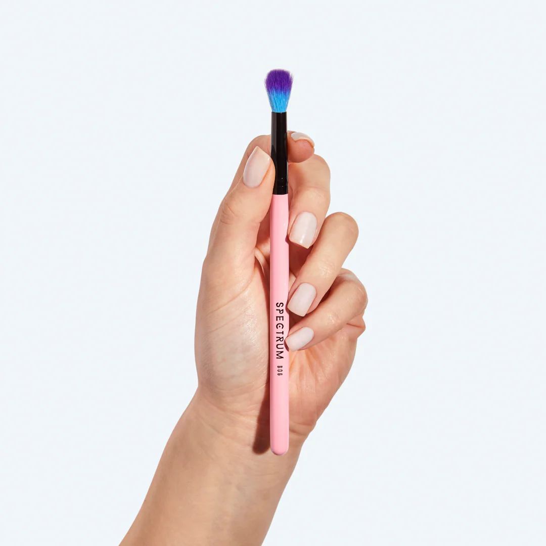 Spectrum B06 Fluffy Blender Brush - Image 5