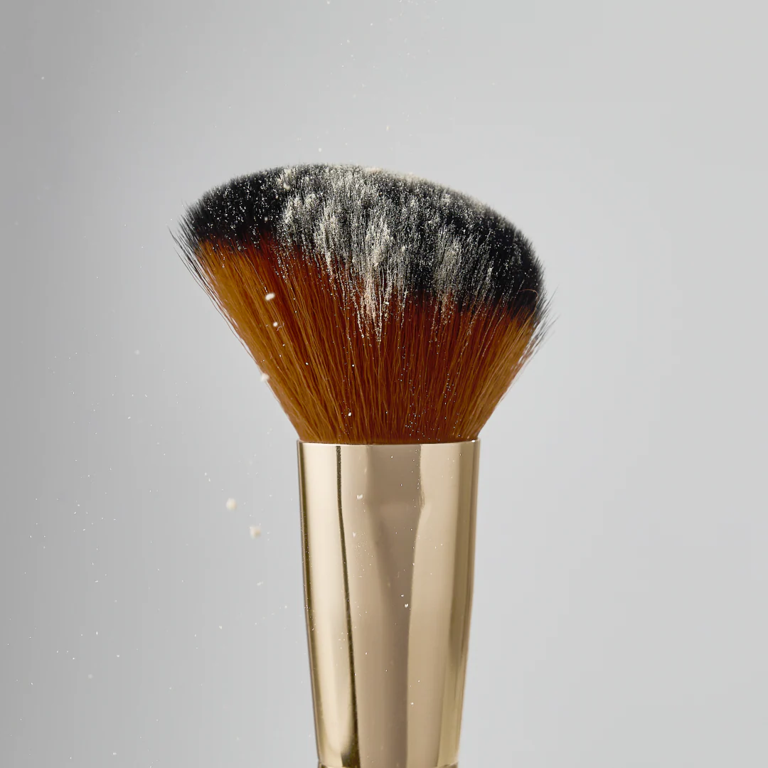 Spectrum Pantherine A68 Large Angled Powder Brush - Image 6