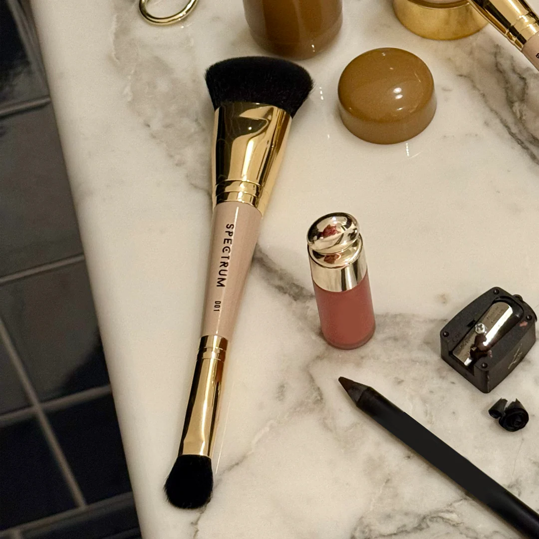 Spectrum D01 "The Base" Foundation Duo Brush - Image 6