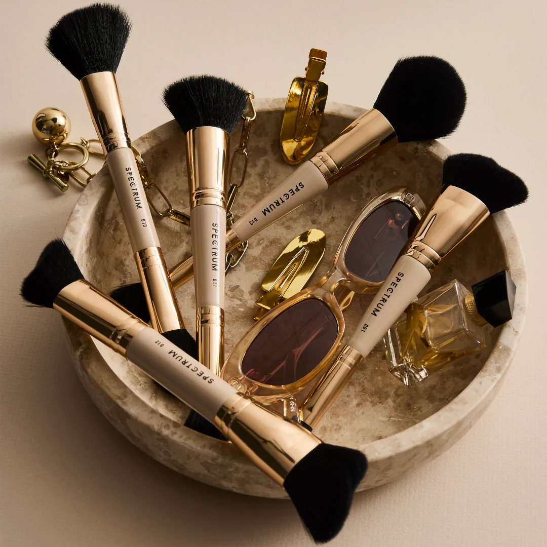 Spectrum D11 "The Coverage" Foundation Duo Brush - Image 7