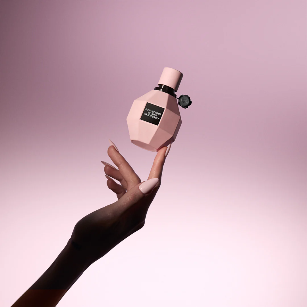 Viktor & Rolf Flowerbomb Extreme Eau de Parfum Spray Intense - Image 10