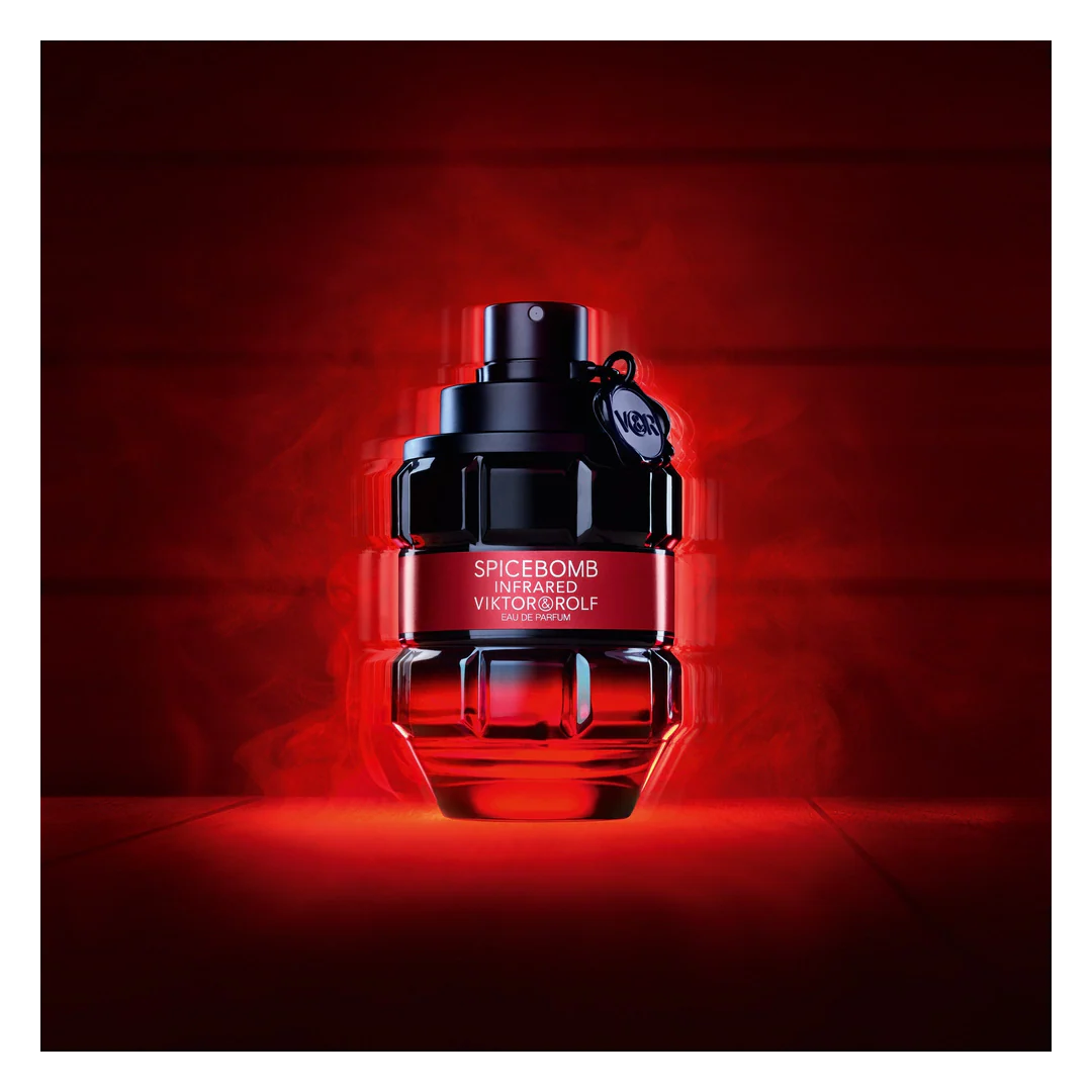 Viktor & Rolf Spicebomb Infrared Eau de Parfum Spray - Image 5