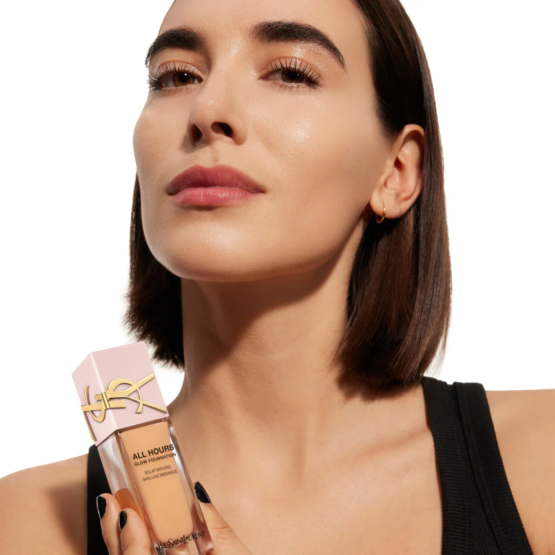 Yves Saint Laurent All Hours Glow Foundation - Image 36