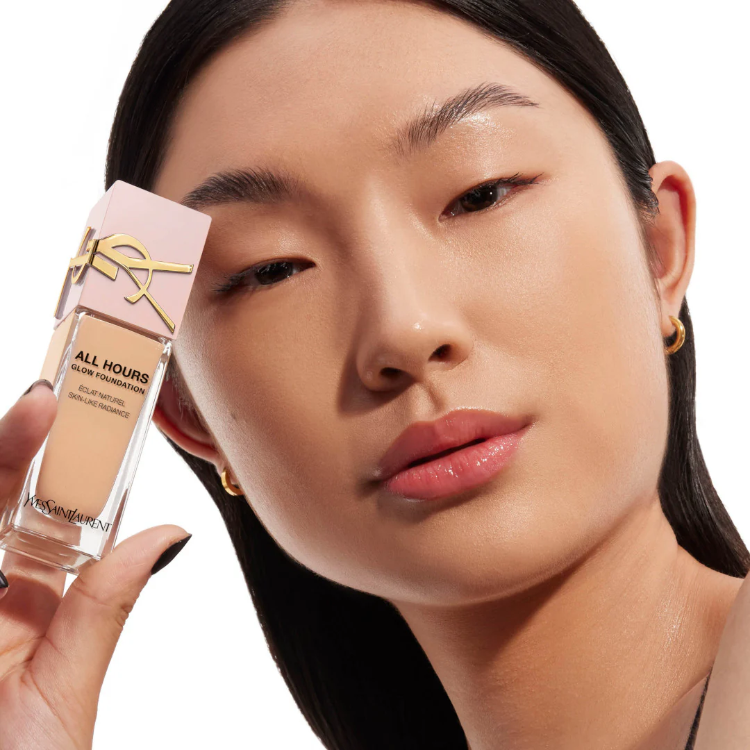 Yves Saint Laurent All Hours Glow Foundation - Image 48