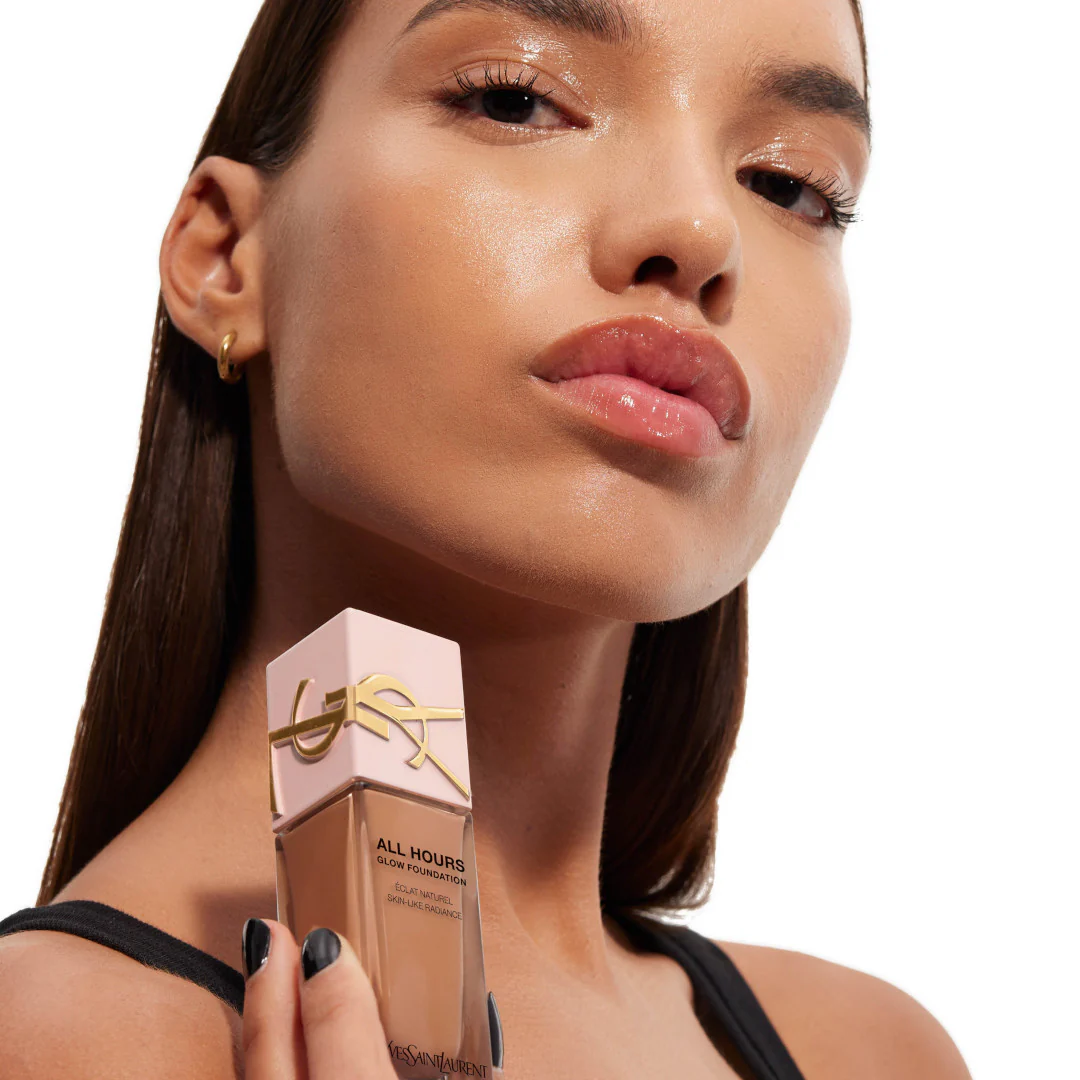 Yves Saint Laurent All Hours Glow Foundation - Image 80