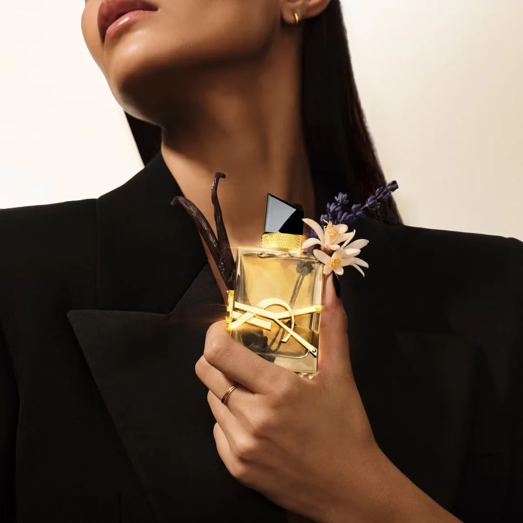 Yves Saint Laurent Libre Eau de Parfum Spray 90ml Gift Set - Image 6