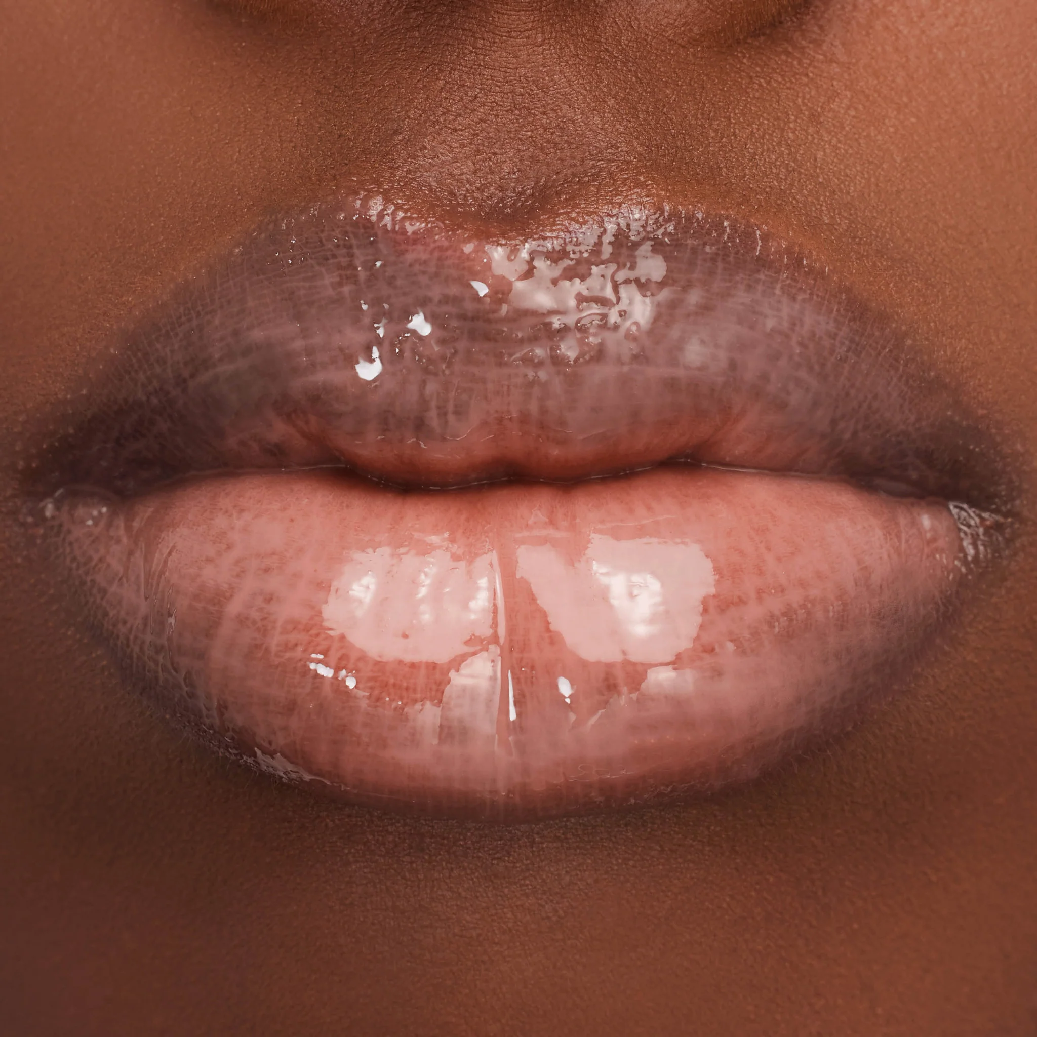 Yves Saint Laurent Loveshine Plumping Lip Oil Gloss - Image 24